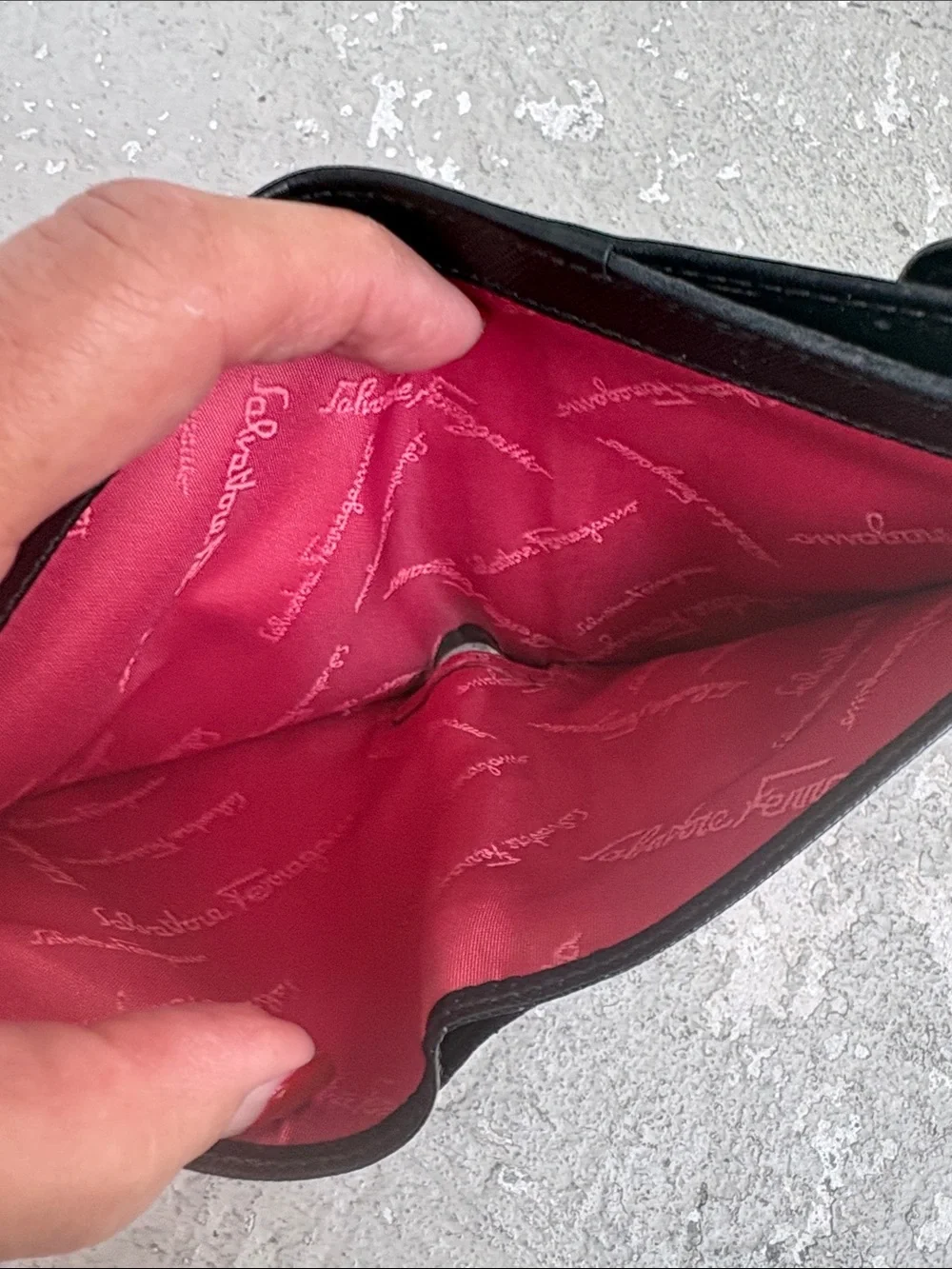 Ferragamo bow wallet
